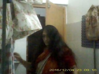 stellar mature indian mummy undressing her saree in bathroom teaser flick