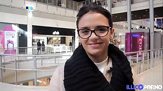 angelica petite arabe se fait defoncer a l and 039 insu de s&period; copain