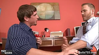Rip-roaring gay gives viva voce sex